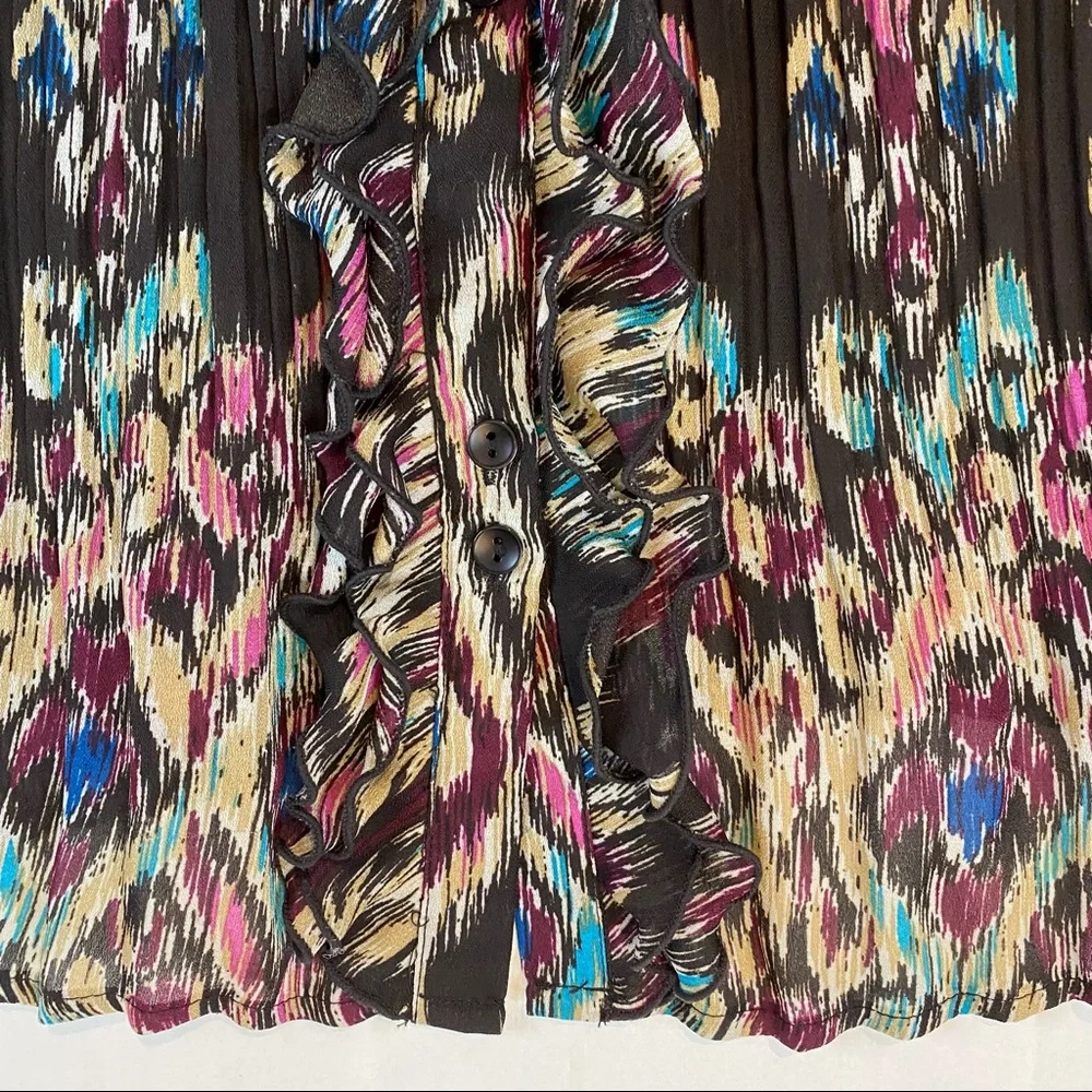 CJ BANKS Women’s Size 1X Blouse Top Shirt Button Down Front V Neck Ruffle Aztec - Picture 3 of 16